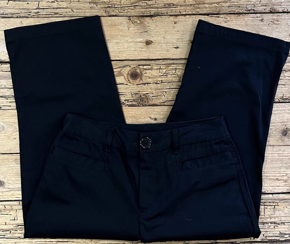 Caribbean Joe Women’s Size 8P Black Flat Front Wide Leg Capri